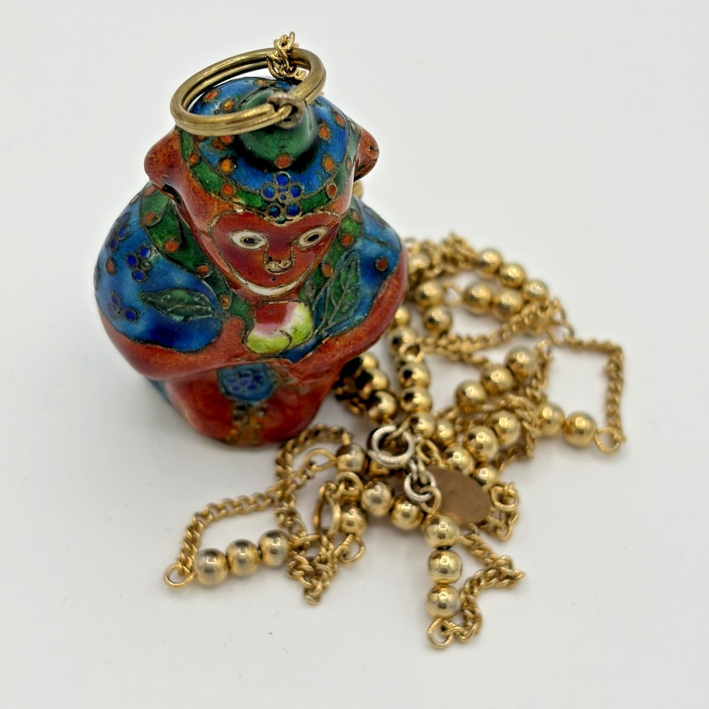 Vintage Les Bernard Cloisonne Enamel Monkey Peach Pendant Necklace Gold Tone - Picture 4 of 7